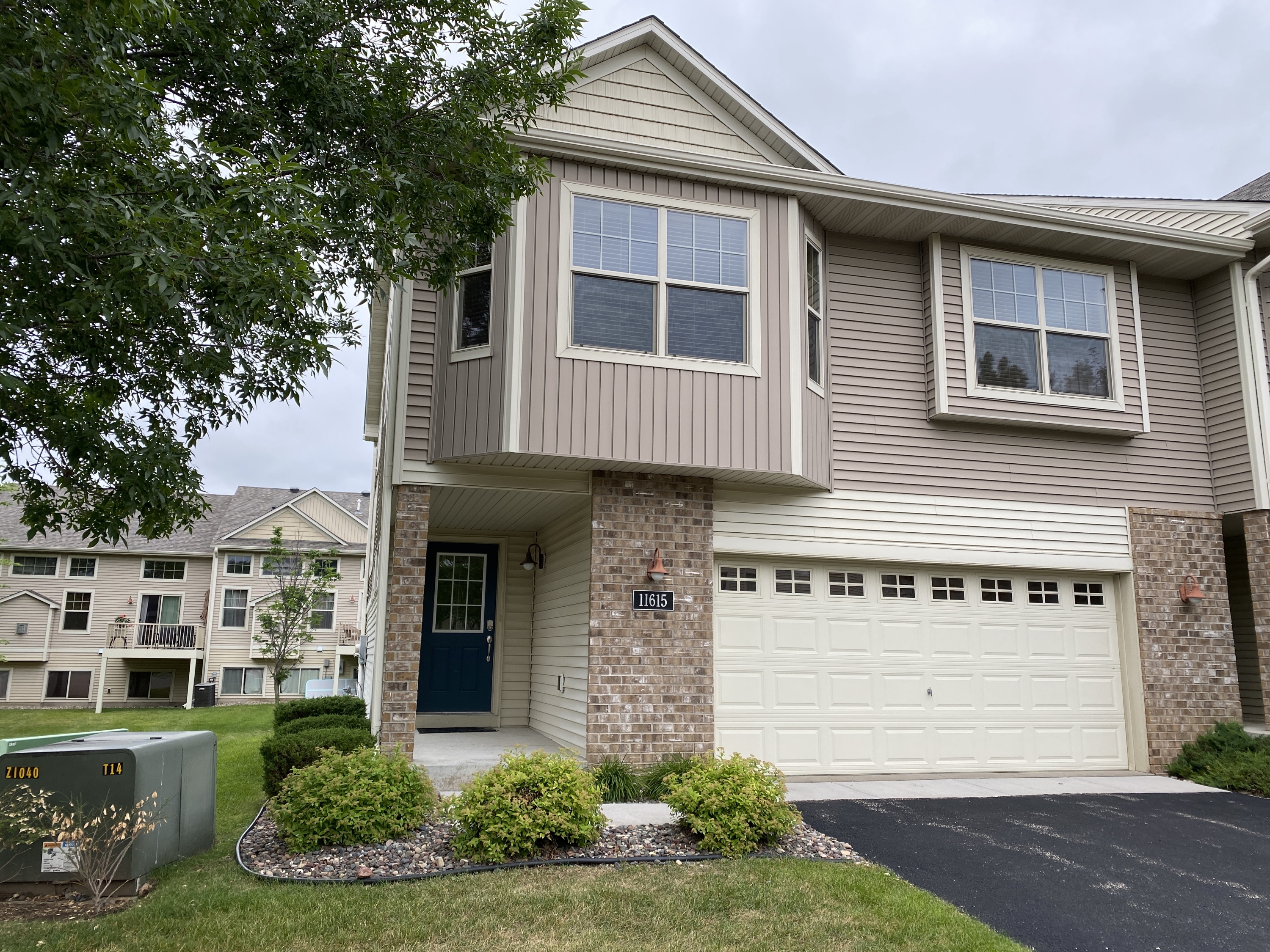 Property thumbnail image