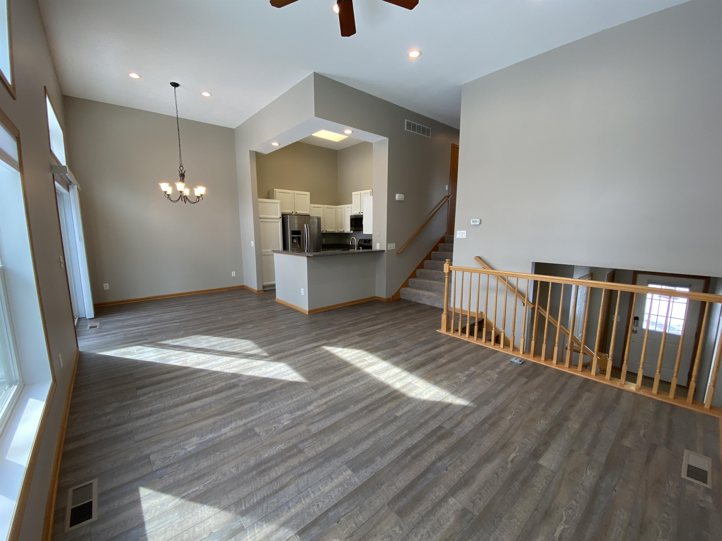 4959 Bluff Heights Trail SE